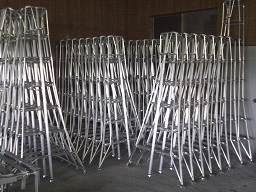 ”アルミ三脚の完成品” アルミ三脚の完成品